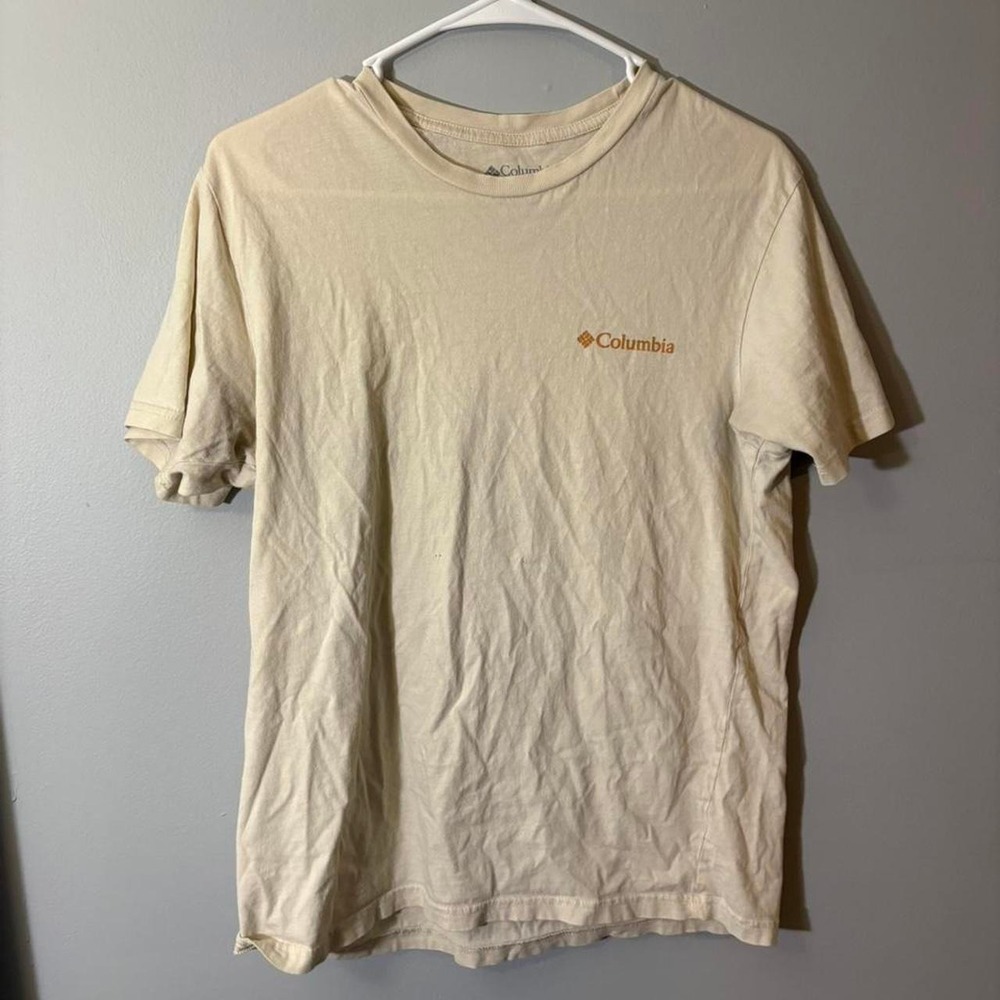 columbia graphic tee